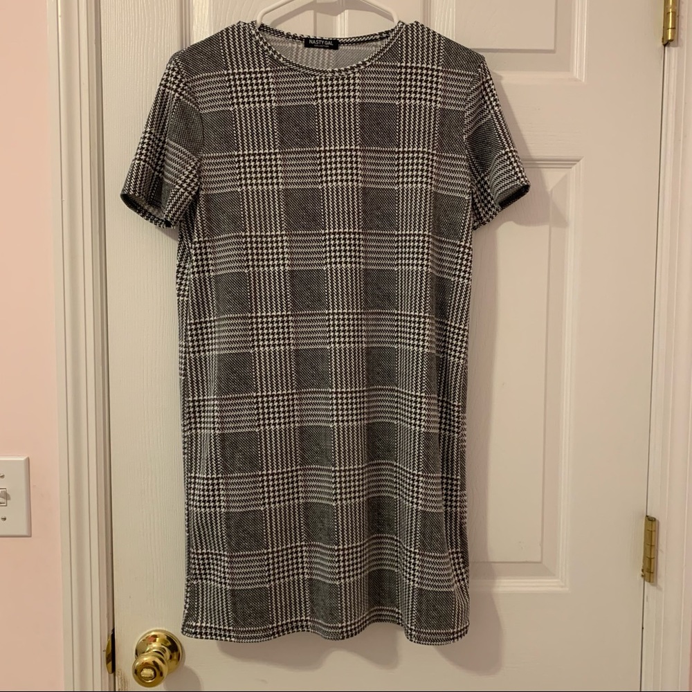 Houndstooth Shift Dress from Nasty Gal